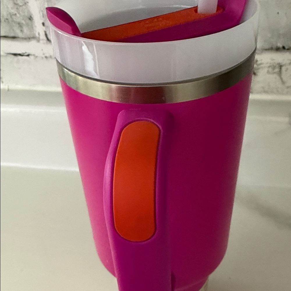 Stanley Quencher H2.0 40 oz Tumbler Vivid Violet - Picture 6 of 9